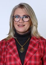 DRA FABIANE FERNANDES