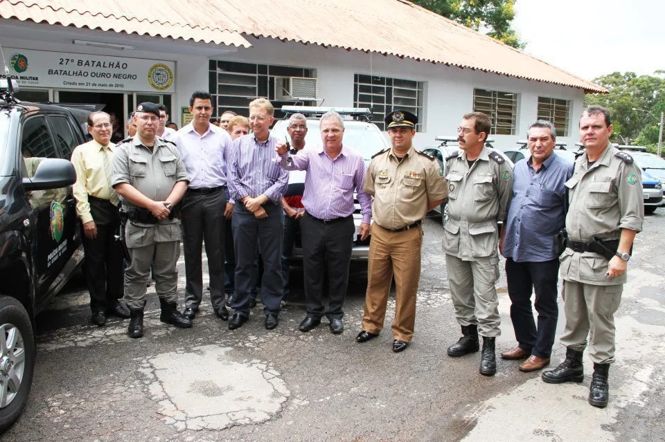 Senador canedo 01