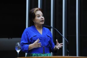 deputadairisaraujo