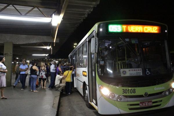 ATÉ QUE ENFIM: Fazenda estuda desoneração para transporte coletivo