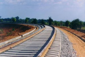 FERROVIA-NORTE-SUL-19-07