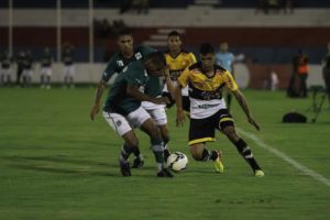 Goias1x0criciumaFotoFernandoRibeiro