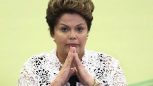 Dilma-Rousseff-em-29-de-novembro-de-2012-size-598