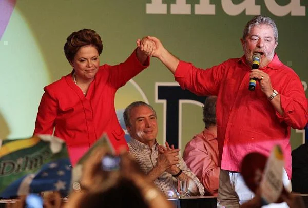 dilma-mao-lula-600