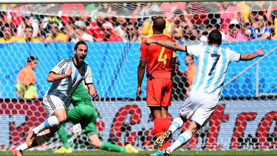 Argentina na semifinal depois de 24 anos