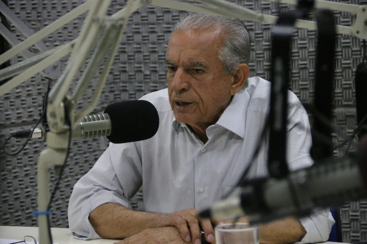 Iris participa de debate na Rádio 730 - Foto Leandro Vieira 1