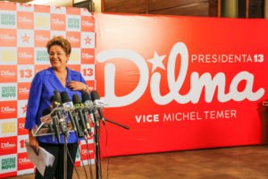 Dilma-Rousseff-durante-reuniao-de-mobilizacao-para-a-campanha-de-segundo-turno-em-Brasilia-foto-Ichiro-Guerra-Dilma-13 100720140014