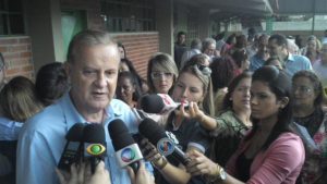 Prefeito Paulo Garcia inaugura escola foto Luis Inacio