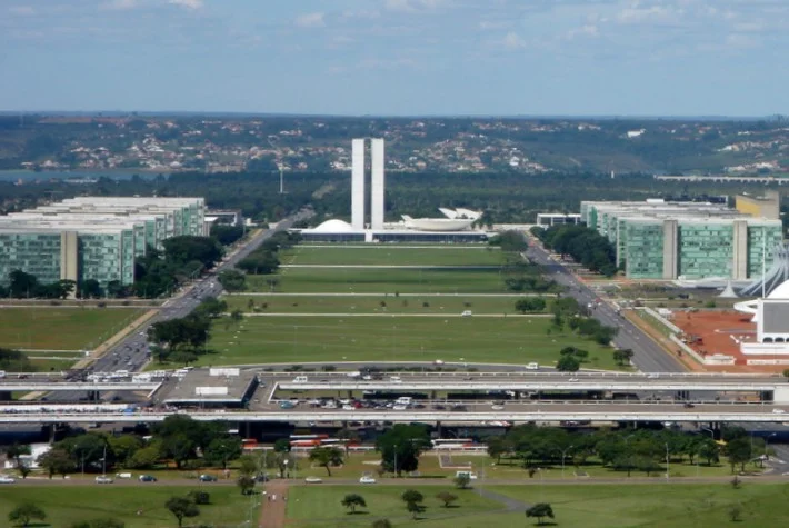 ESPLANADA DOS MINISTÉRIOS