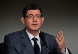 Ministro da Fazenda Joaquim Levy durante entrevista coletiva foto Wilson Dias Agencia Brasil 201501190008