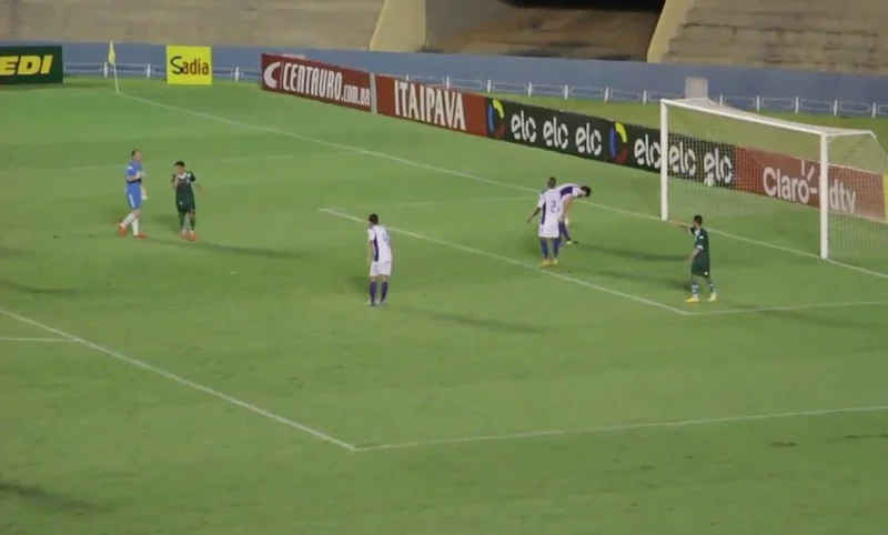 Erik marca contra o Santo André na Copa do Brasil 2015