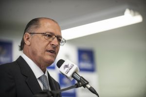 PSDB não está dividido sobre pedido de impeachment de Dilma, diz Alckmin