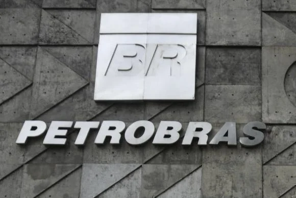 CPI da Petrobras ouvirá o primeiro empreiteiro na próxima quinta-feira, 23