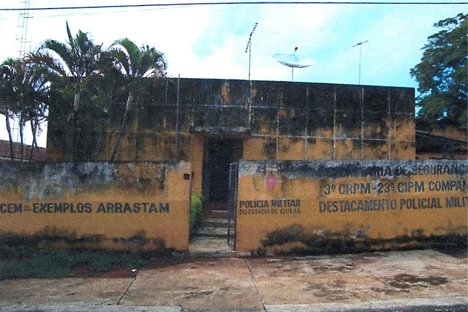 itaucu cadeia fachada