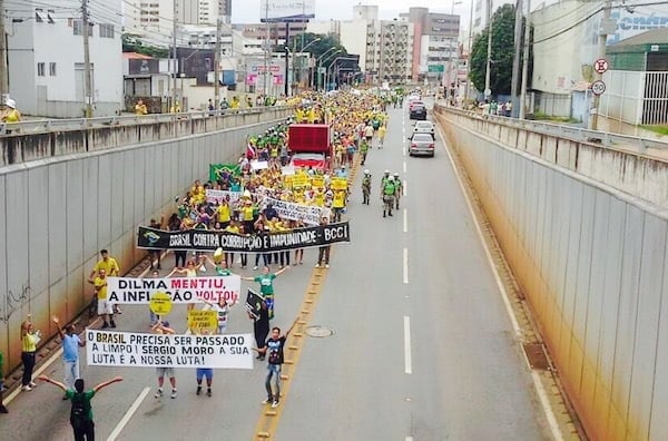 manifestacao12deabrilgoianiafotodiariodegoias4