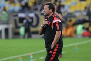 'No mercado', Luxemburgo demonstra interesse em assumir o São Paulo