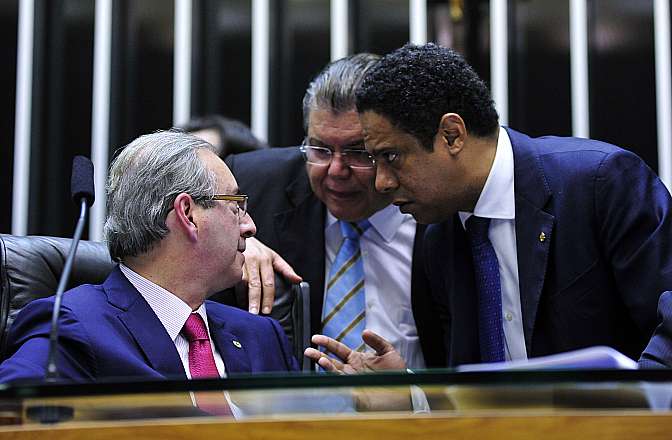 Câmara aprova texto-base da MP 668