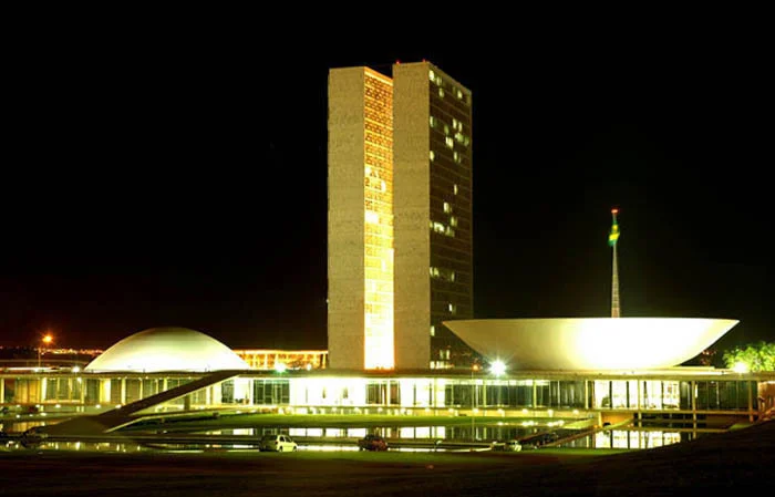 Senadores do PT vão trabalhar pela derrubada do novo cálculo da aposentadoria