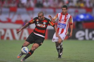 FLAMENGO E NAUTICO 15 DE JULHO 2015 ESTADAO 2