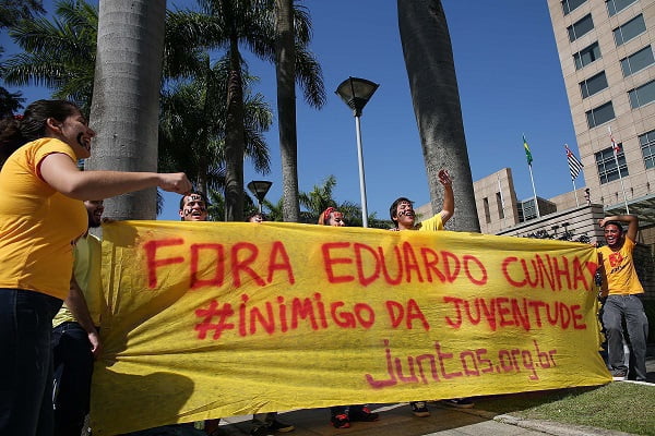 PROTESTO CUNHA ESTADAO 27 DE JULHO 2