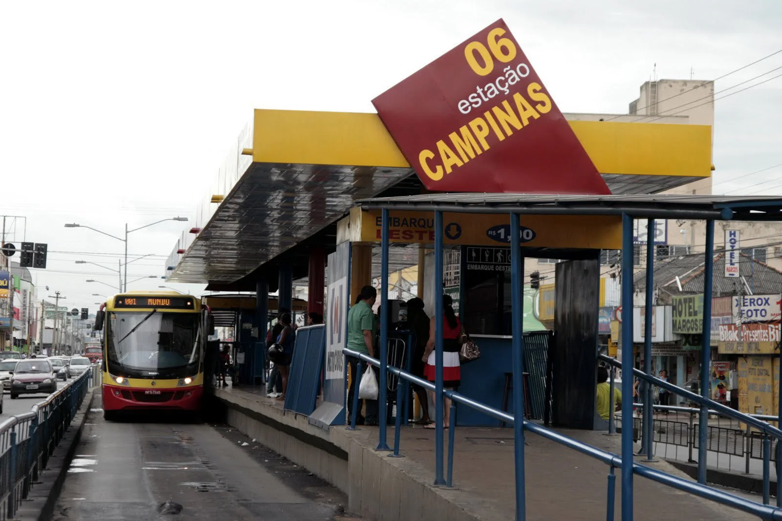 g 437 0 28 01 09 Metrobus Terminais Leoiran 08