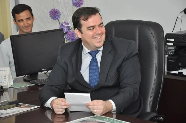 GUSTAVO MENDANHA