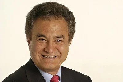 ROBERTO SHINYASHIKI