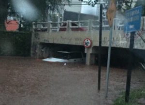 alagamento no viaduto do flamboyant ao jardim goias