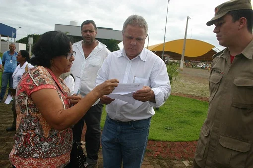 MUTIRAO CONTRA DENGUE EM SENADOR CANEDO