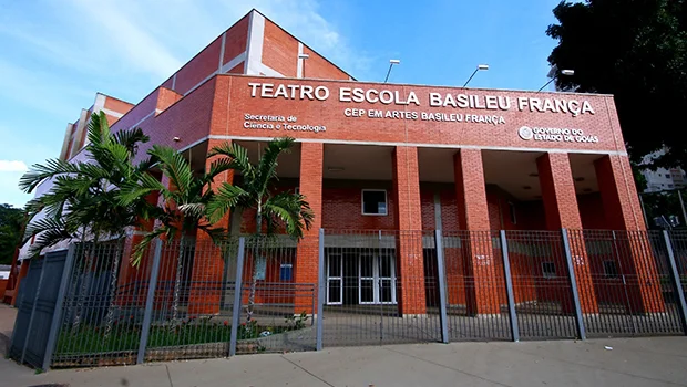 Candidatos podem usar nota do Enem para ingressar no Basileu França (Foto Basileu França)