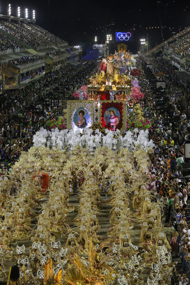 Mangueira Carnaval Rio 2016 