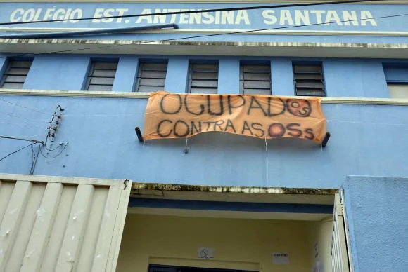 escola ocupada em anapolis foto ebc