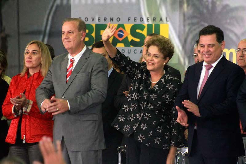 dilma roussef com paulo garcia e marconi no lancamento do brt 2015 foto leoiran