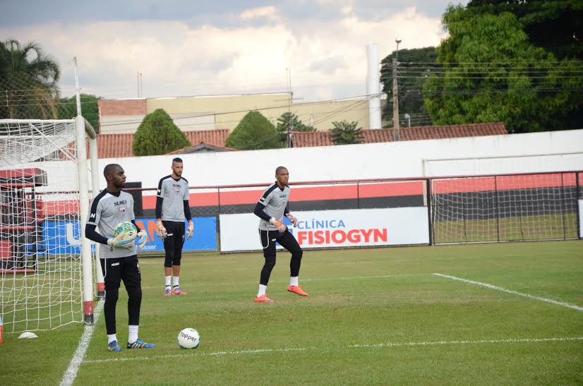 foto goleiro marcos atletico