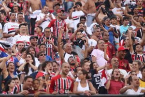 foto torcida sp 100