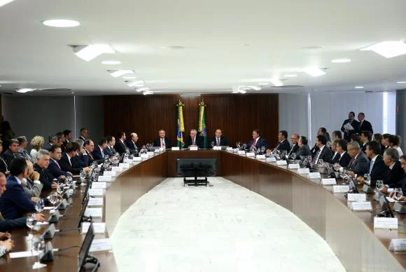 temer reuniao