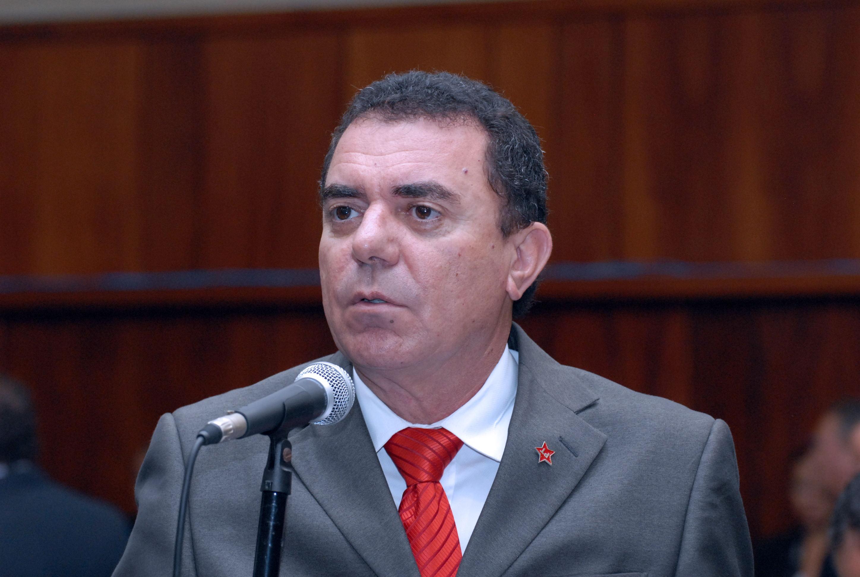 Luis Cesar Bueno foto alego