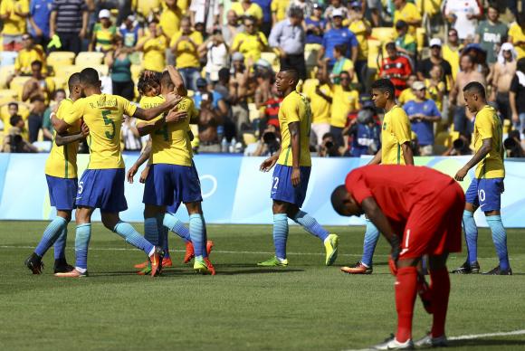 brasil goleia honduras