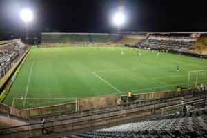 foto estadio nabi abi chedid