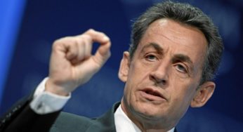 Na França, Sarkozy perde primárias da centro-direita e aceita derrota