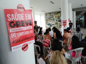 servidores saude em greve