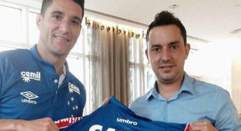 Cruzeiro marca no fim e bate o Santos na Vila Belmiro