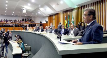 Governo Marconi é realizador e teve coragem para tomar medidas na crise, diz Júlio da Retífica na abertura dos trabalhos da Assembleia