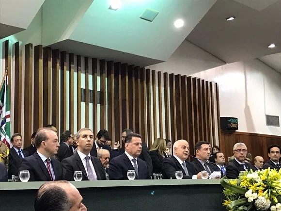 mesa diretora da assembleia