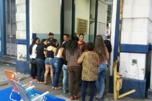 protesto mulher de militares no rj