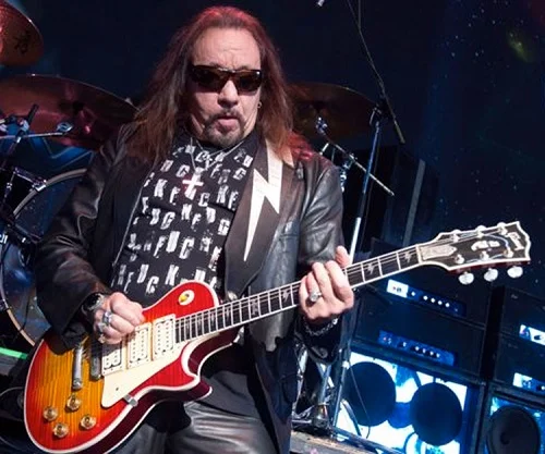 ace frehley guitarrista