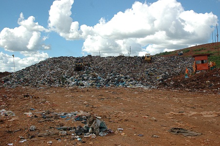 Comurg tenta acordo com Celg para ampliação do aterro sanitário