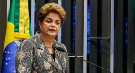 Dilma diz a jornal que não deixou Moreira Franco ‘roubar’