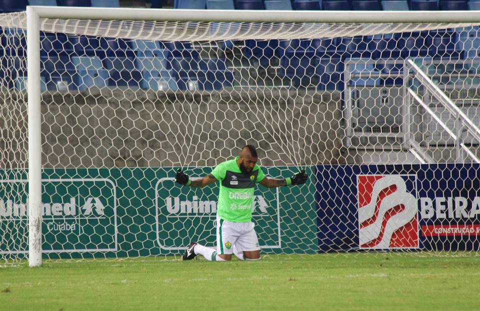 goleiro cuiaba