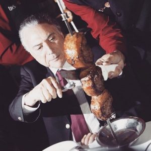 michel temer come carne